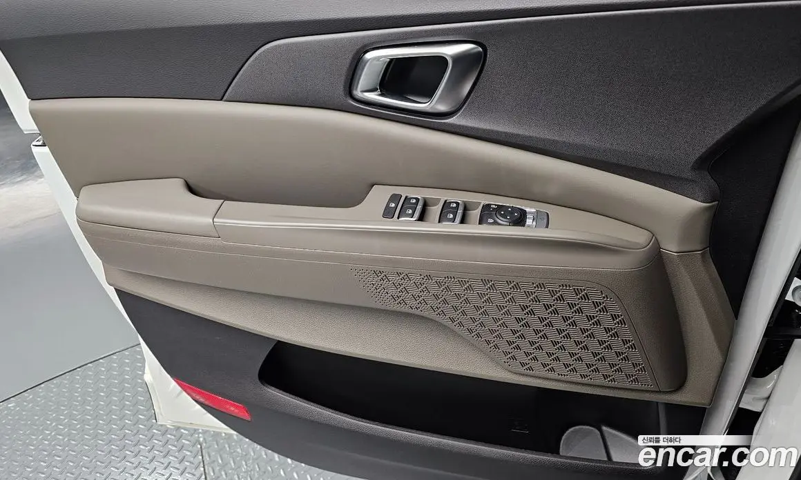 Kia Carnival 2024 2.2 автомат (гидро), фото 14