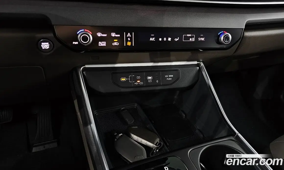 Kia Carnival 2024 2.2 автомат (гидро), фото 32