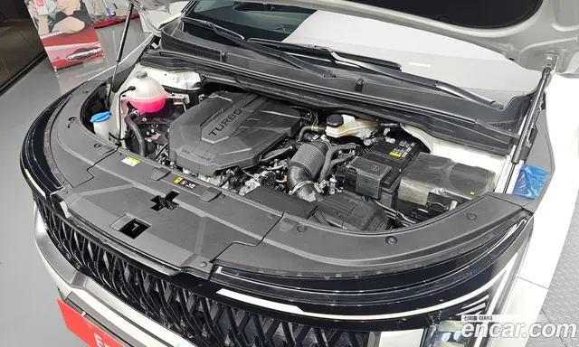 Kia Carnival 2024 2.2 автомат (гидро), миниатюра 6