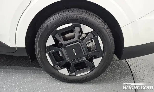 Kia Carnival 2024 2.2 автомат (гидро), миниатюра 7