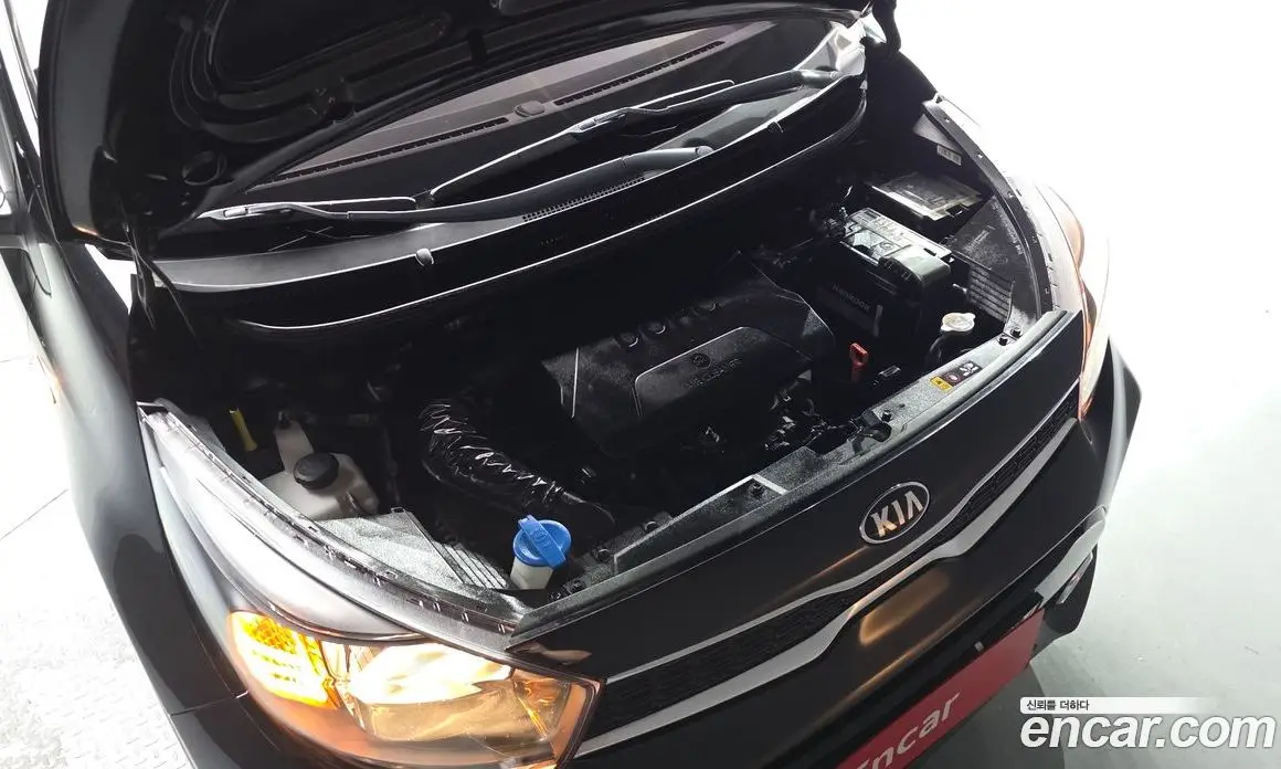Kia Morning 2017 1.0 автомат (гидро), фото 6