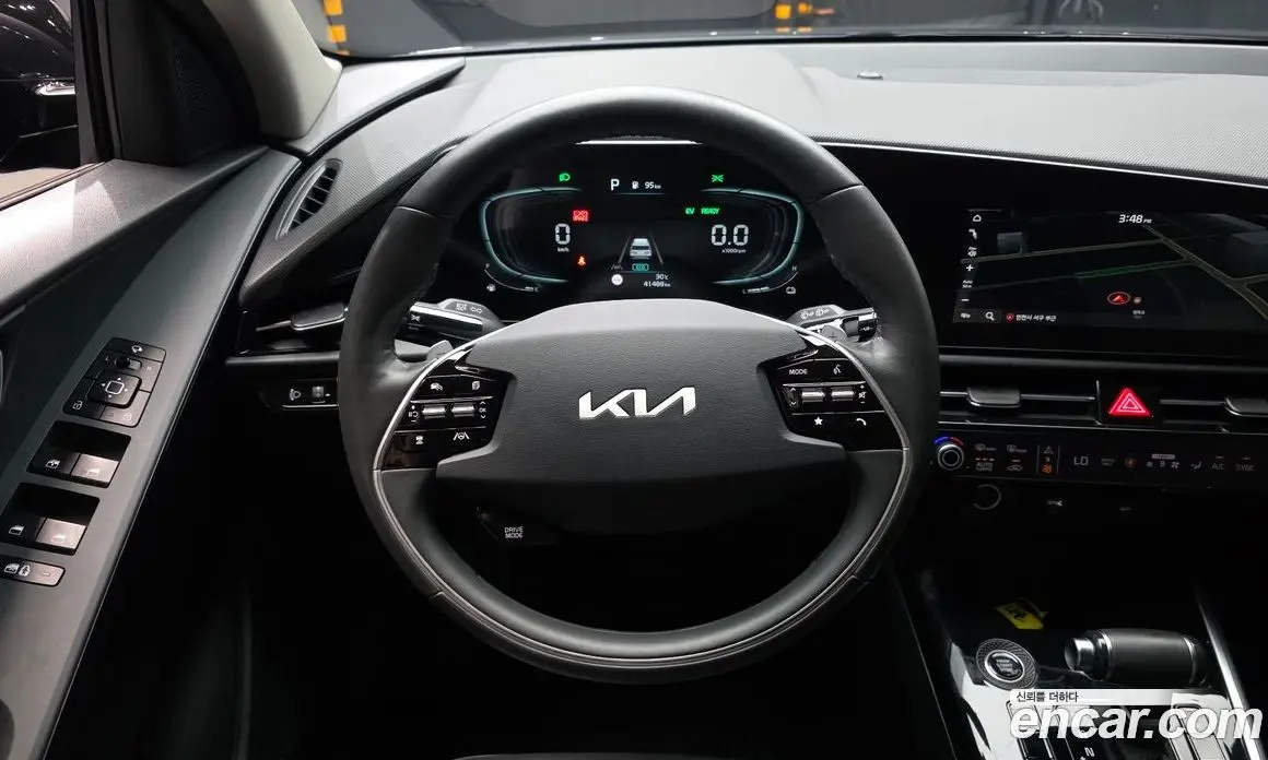 Kia Niro 2022 1.6 автомат (гидро), фото 19