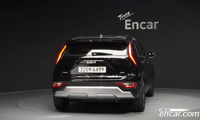 Kia Niro 2022 1.6 автомат (гидро), миниатюра 4