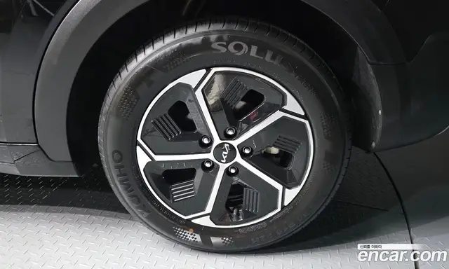 Kia Niro 2022 1.6 автомат (гидро), миниатюра 5