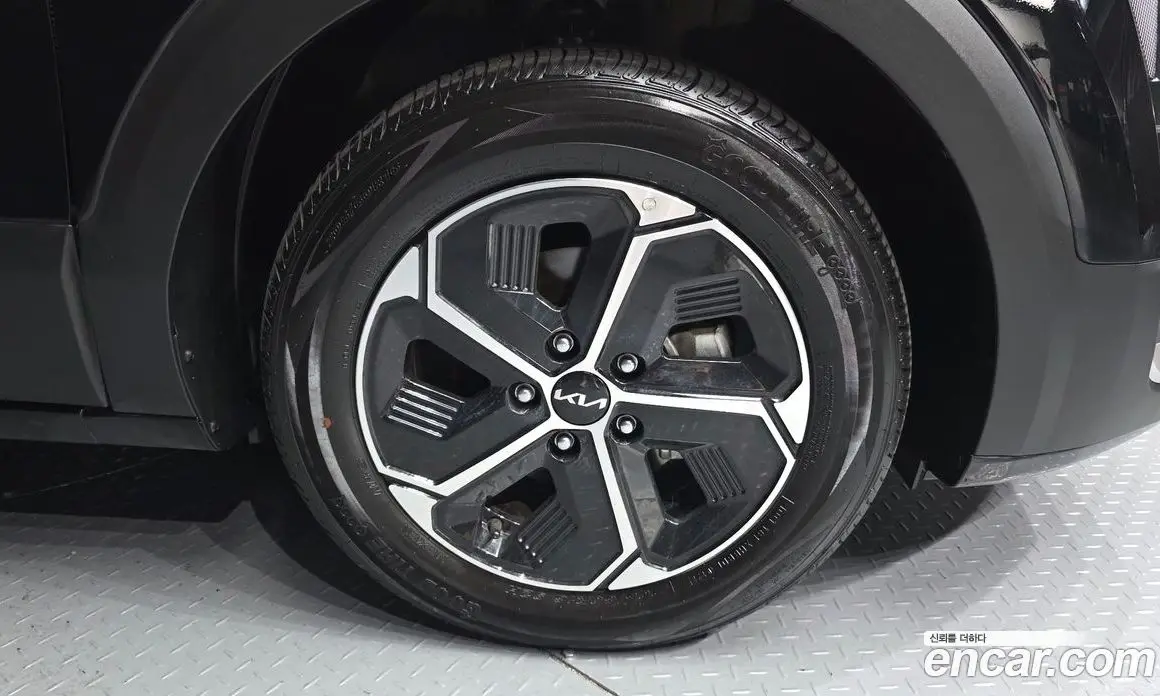 Kia Niro 2022 1.6 автомат (гидро), фото 7