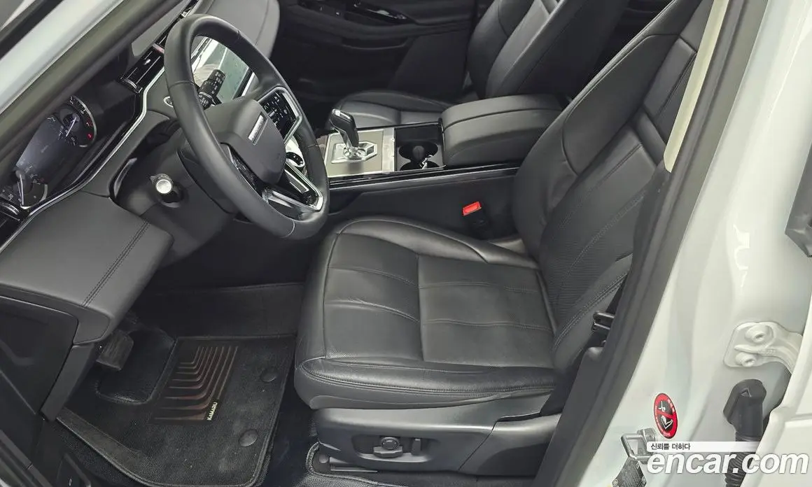 Land Rover Range Rover Evoque 2023 2.0 автомат (гидро), фото 30
