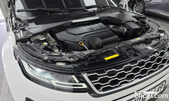 Land Rover Range Rover Evoque 2023 2.0 автомат (гидро), миниатюра 6