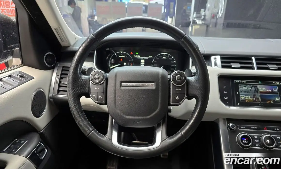 Land Rover Range Rover Sport 2016 3.0 автомат (гидро), фото 13