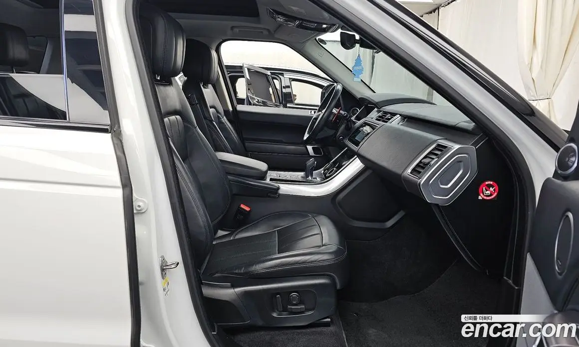 Land Rover Range Rover Sport 2018 3.0 автомат (гидро), фото 11
