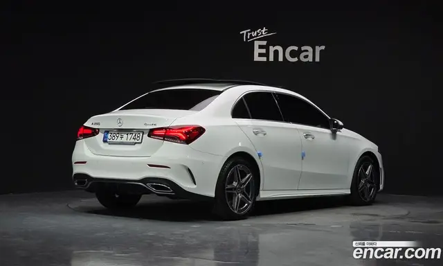 Mercedes-Benz A-Class 2023 2.0 автомат (гидро), миниатюра 2