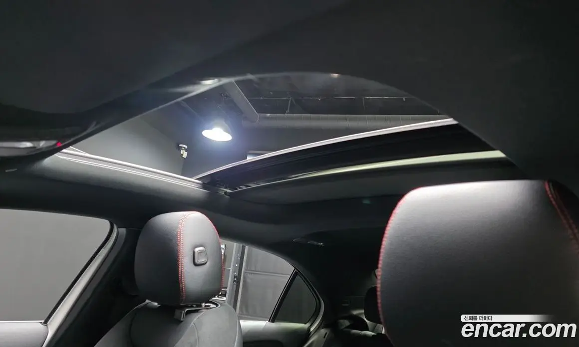 Mercedes-Benz A-Class 2023 2.0 автомат (гидро), фото 24