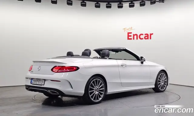 Mercedes-Benz C-Class 2022 2.0 автомат (гидро), миниатюра 2