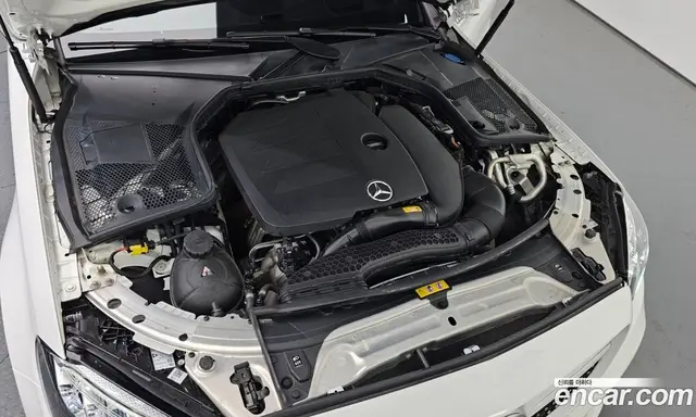 Mercedes-Benz C-Class 2022 2.0 автомат (гидро), миниатюра 6