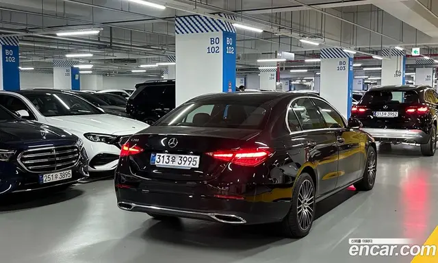 Mercedes-Benz C-Class 2025 2.0 автомат (гидро), миниатюра 2