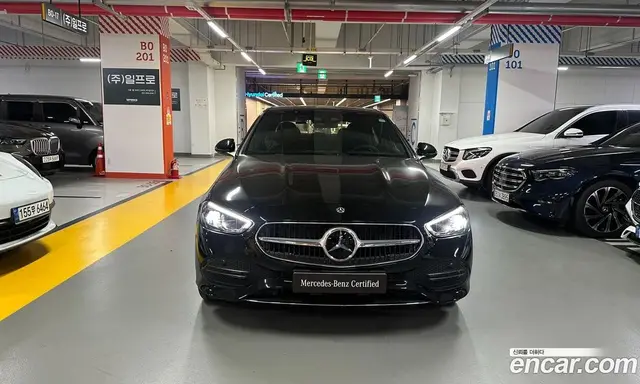 Mercedes-Benz C-Class 2025 2.0 автомат (гидро), миниатюра 3