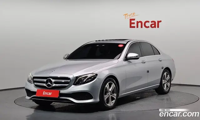 Mercedes-Benz E-Class, 2017, 111 343 км