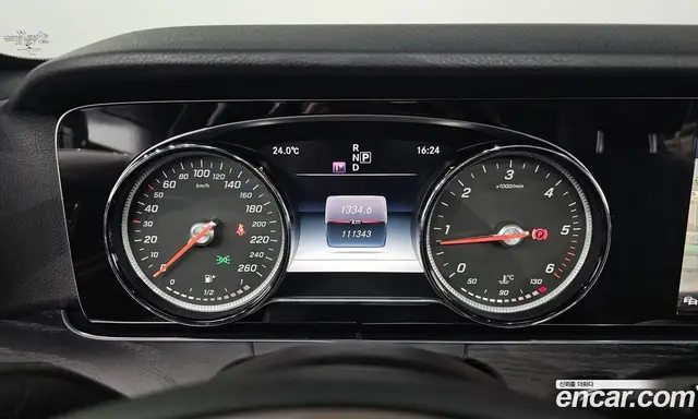 Mercedes-Benz E-Class 2017 1.9 автомат (гидро), миниатюра 11