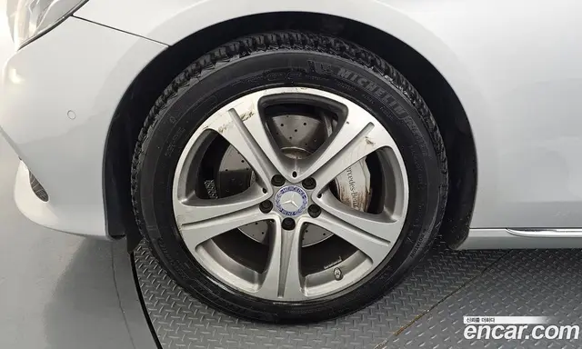 Mercedes-Benz E-Class 2017 1.9 автомат (гидро), миниатюра 5