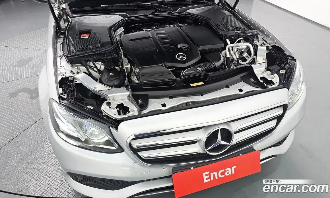 Mercedes-Benz E-Class 2017 1.9 автомат (гидро), фото 6