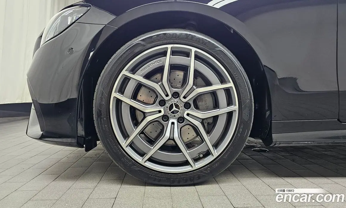 Mercedes-Benz E-Class 2023 2.0 автомат (гидро), фото 5