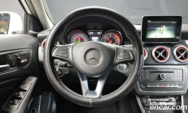 Mercedes-Benz GLA-Class 2017 2.1 автомат (гидро), миниатюра 12