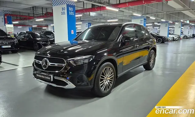 Mercedes-Benz GLC-Class, 2025, 2 390 км