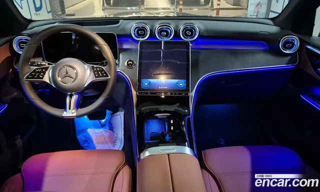 Mercedes-Benz GLC-Class 2025 2.0 автомат (гидро), миниатюра 7