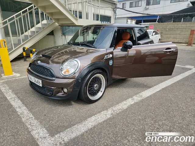 Mini Cooper, 2012, 217 969 км