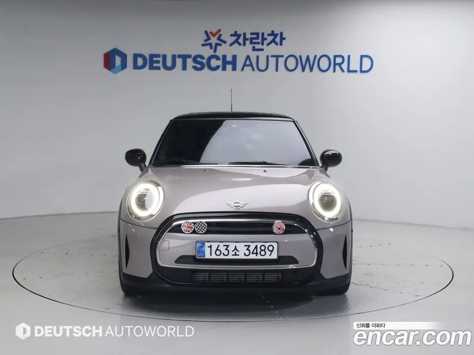 Mini Cooper 2023 1.5 автомат (гидро), фото 3