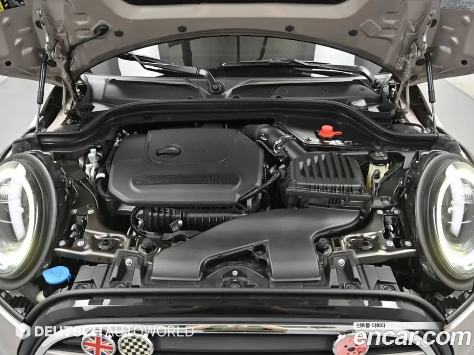 Mini Cooper 2023 1.5 автомат (гидро), фото 6