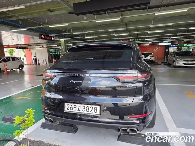 Porsche Cayenne 2020 4.0 автомат (гидро), миниатюра 4