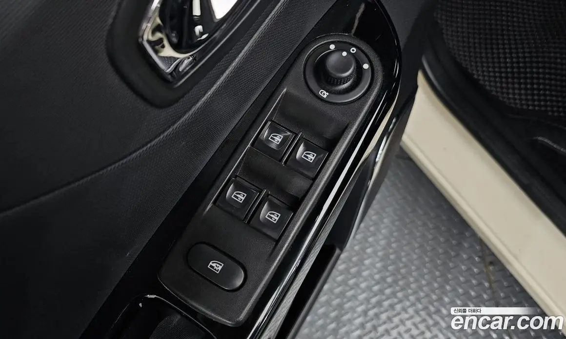 Renault (Samsung) QM3 2014 1.5 автомат (гидро), фото 13