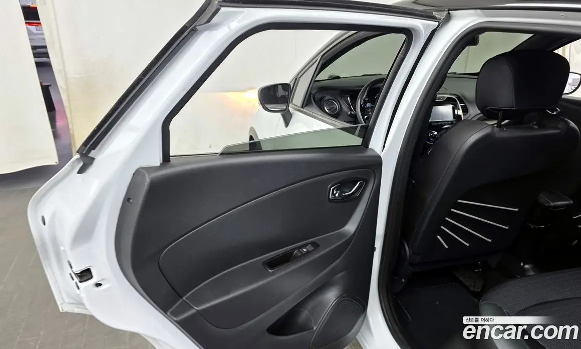 Renault (Samsung) QM3 2016 1.5 автомат (гидро), фото 15 Renault (Samsung) QM3 2016 1.5 автомат (гидро), фото 15