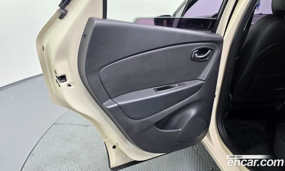 Renault (Samsung) QM3 2018 1.5 автомат (гидро), фото 15