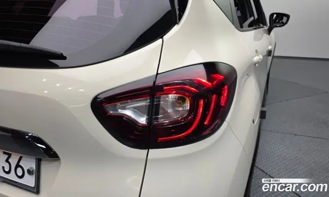 Renault (Samsung) QM3 2018 1.5 автомат (гидро), миниатюра 9