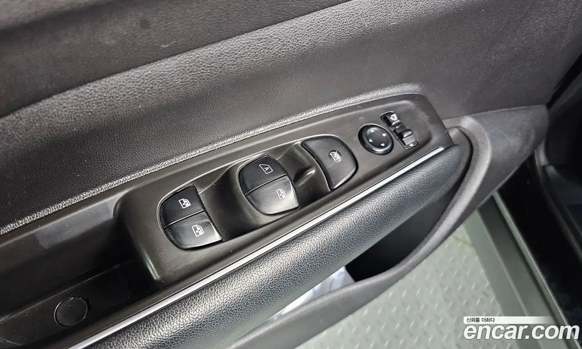 Renault (Samsung) QM6 2016 2.0 автомат (гидро), фото 17