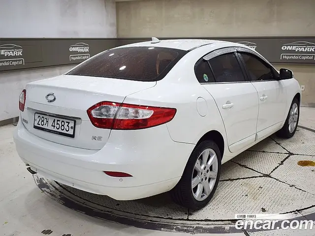 Renault (Samsung) SM3 2010 1.6 автомат (гидро), миниатюра 3