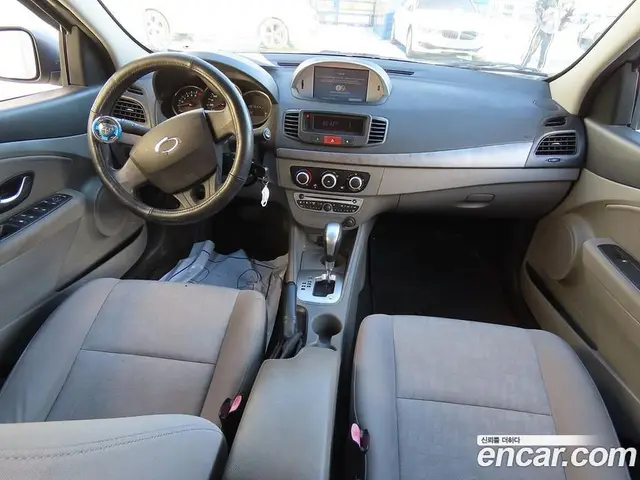 Renault (Samsung) SM3 2011 1.6 автомат (гидро), миниатюра 5 Renault (Samsung) SM3 2011 1.6 автомат (гидро), миниатюра 5