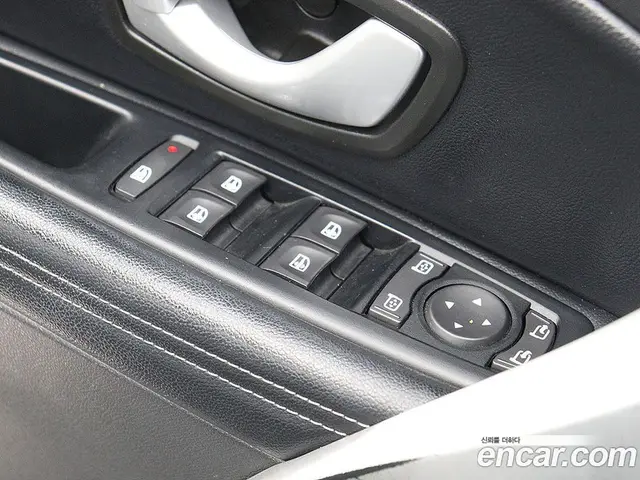 Renault (Samsung) SM3 2012 2.0 автомат (гидро), миниатюра 12
