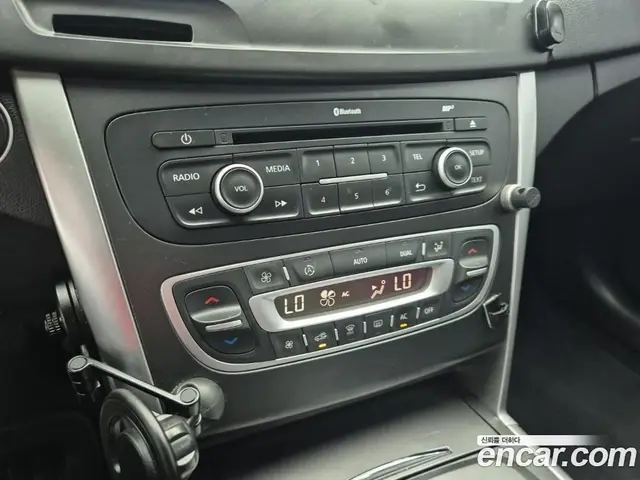 Renault (Samsung) SM5 2015 1.5 автомат (гидро), миниатюра 10 Renault (Samsung) SM5 2015 1.5 автомат (гидро), миниатюра 10