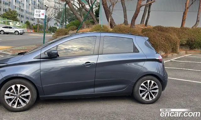 Renault (Samsung) Zoe 2021 автомат (гидро), миниатюра 3
