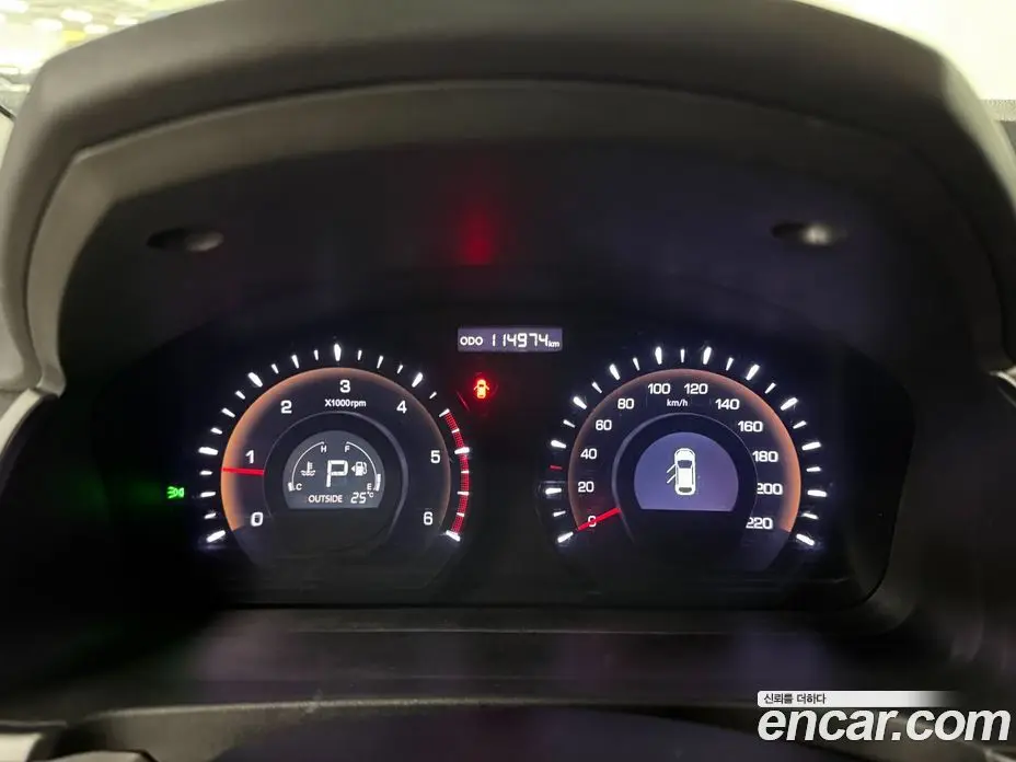 SsangYong Korando 2015 2.0 автомат (гидро), фото 11
