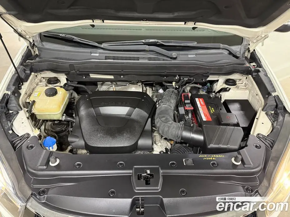 SsangYong Korando 2015 2.0 автомат (гидро), фото 17