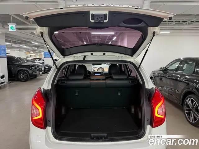 SsangYong Korando 2015 2.0 автомат (гидро), миниатюра 6
