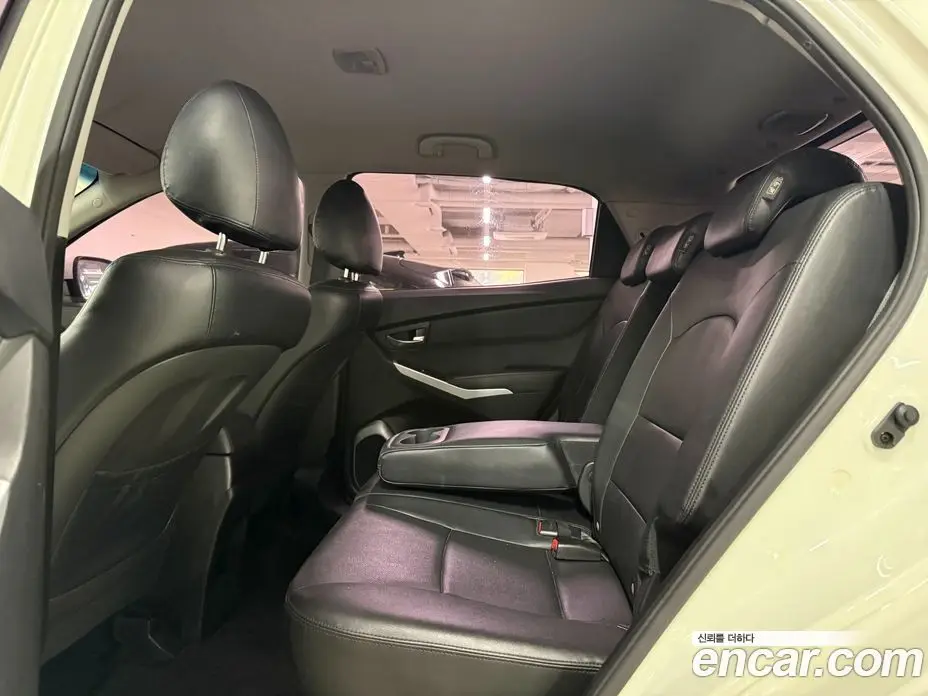 SsangYong Korando 2015 2.0 автомат (гидро), фото 9