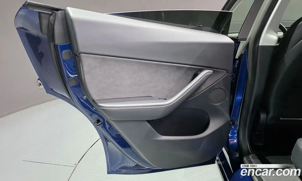 Tesla Model Y 2021 автомат (гидро), фото 15 Tesla Model Y 2021 автомат (гидро), фото 15