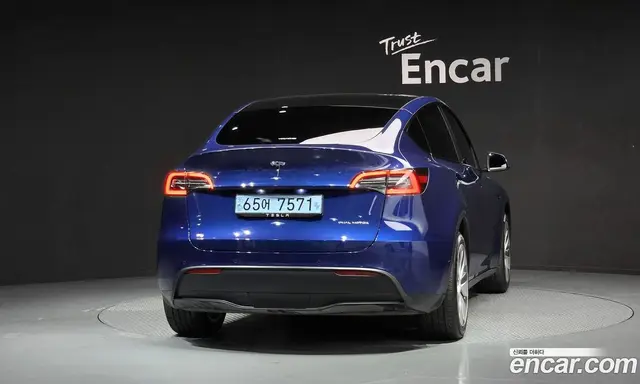 Tesla Model Y 2021 автомат (гидро), миниатюра 4 Tesla Model Y 2021 автомат (гидро), миниатюра 4