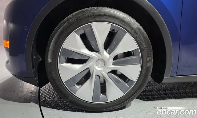 Tesla Model Y 2021 автомат (гидро), миниатюра 5 Tesla Model Y 2021 автомат (гидро), миниатюра 5