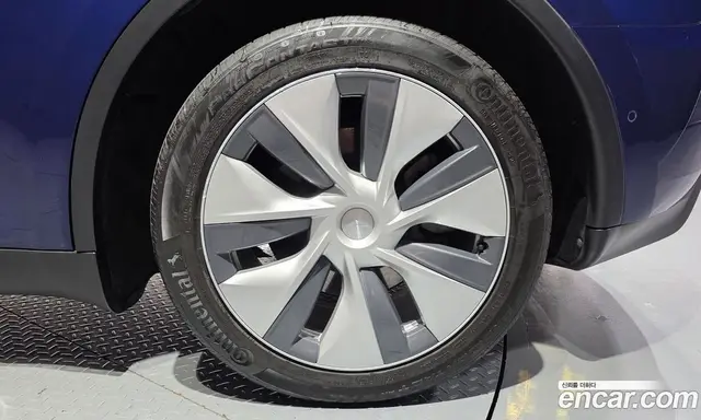 Tesla Model Y 2021 автомат (гидро), миниатюра 7 Tesla Model Y 2021 автомат (гидро), миниатюра 7