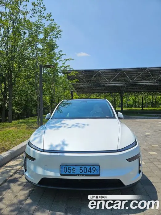 Tesla Model Y 2025 автомат (гидро), миниатюра 2 Tesla Model Y 2025 автомат (гидро), миниатюра 2